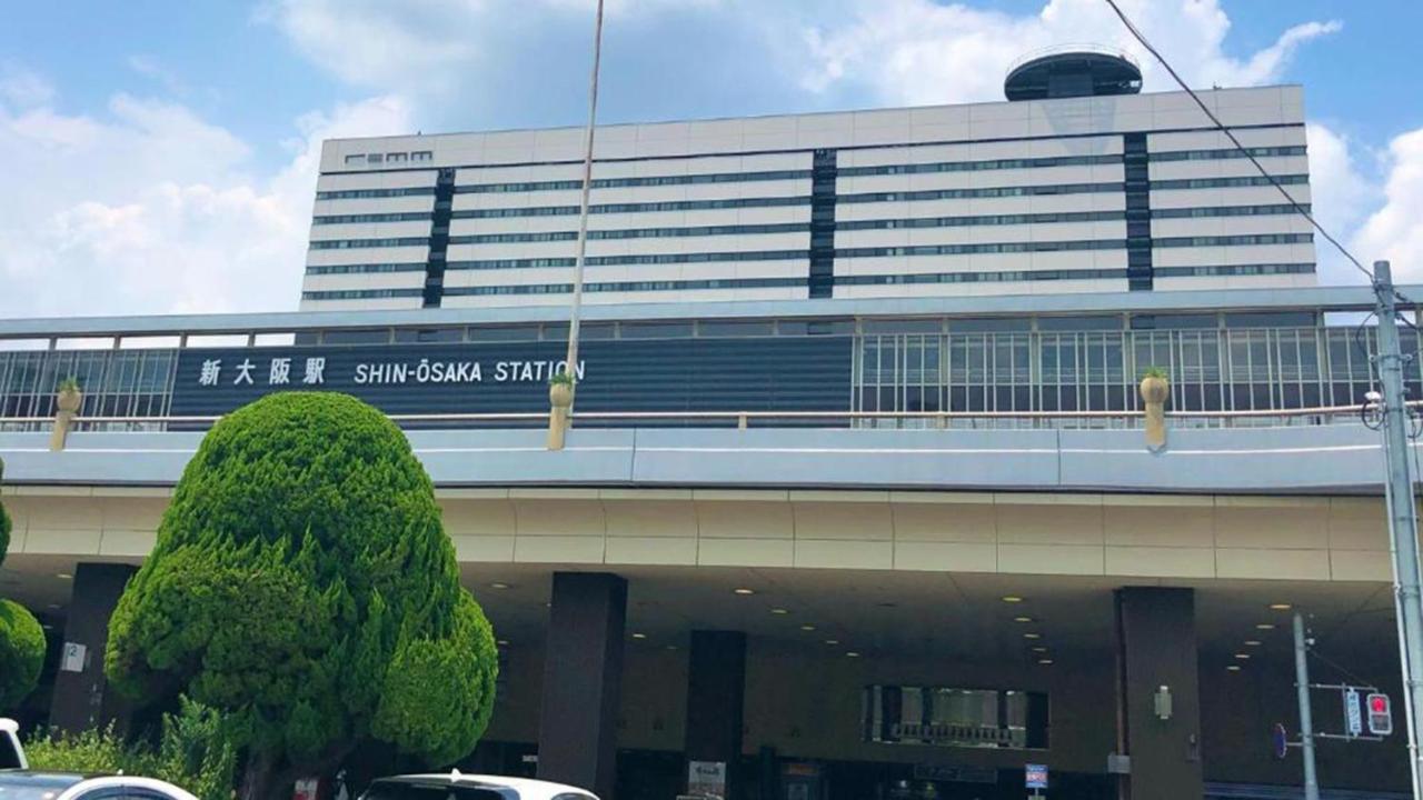 Toyoko Inn Shin-Osaka Chuo-Guchi Shinkan מראה חיצוני תמונה