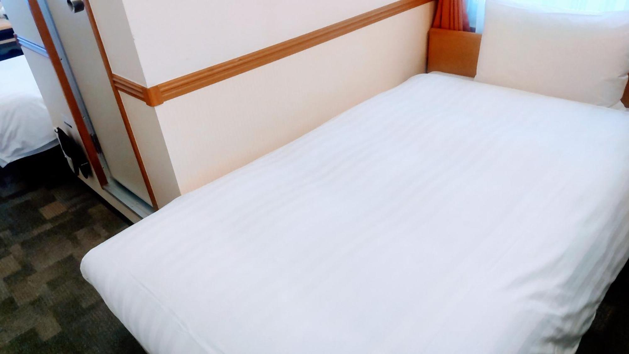Toyoko Inn Shin-Osaka Chuo-Guchi Shinkan מראה חיצוני תמונה