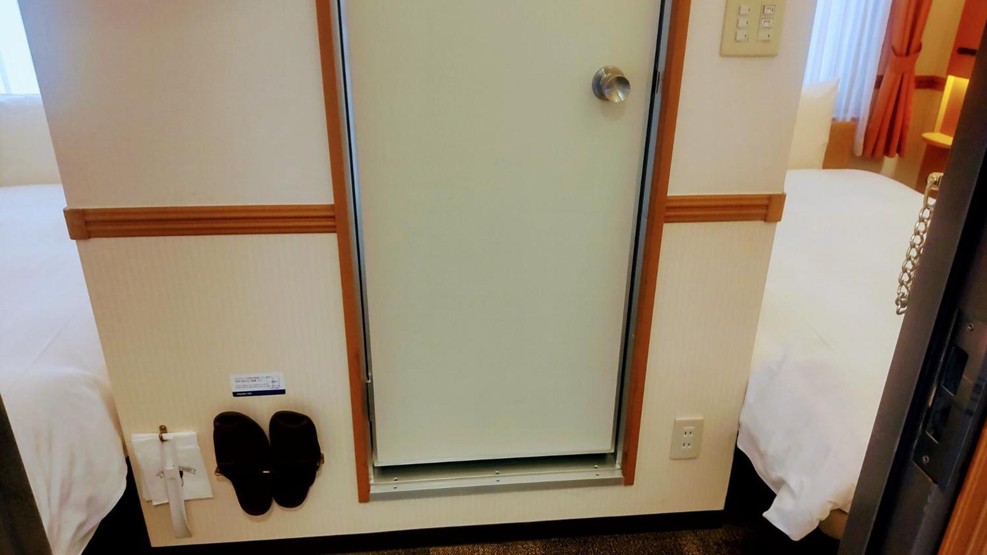 Toyoko Inn Shin-Osaka Chuo-Guchi Shinkan חדר תמונה