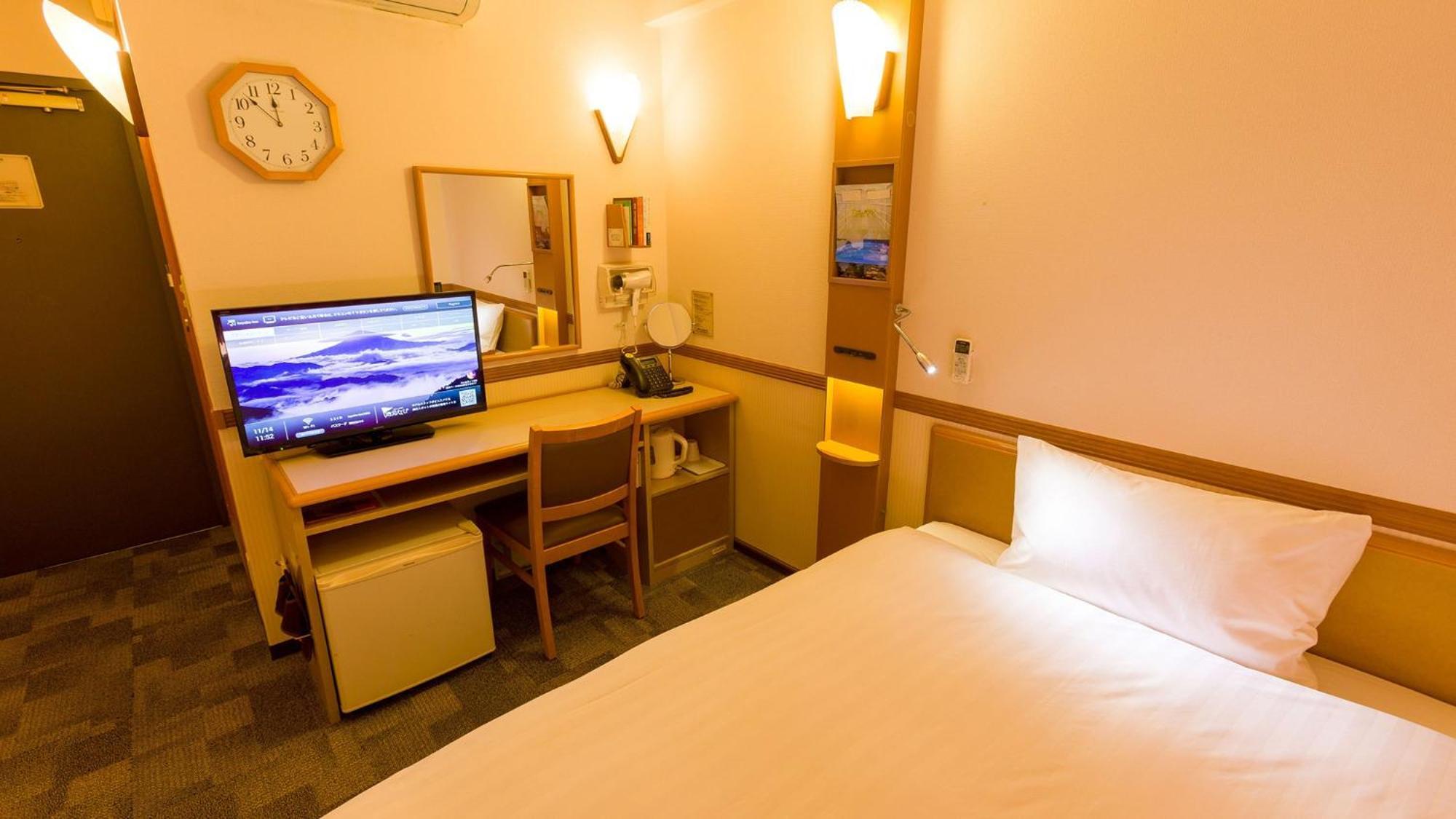 Toyoko Inn Shin-Osaka Chuo-Guchi Shinkan חדר תמונה