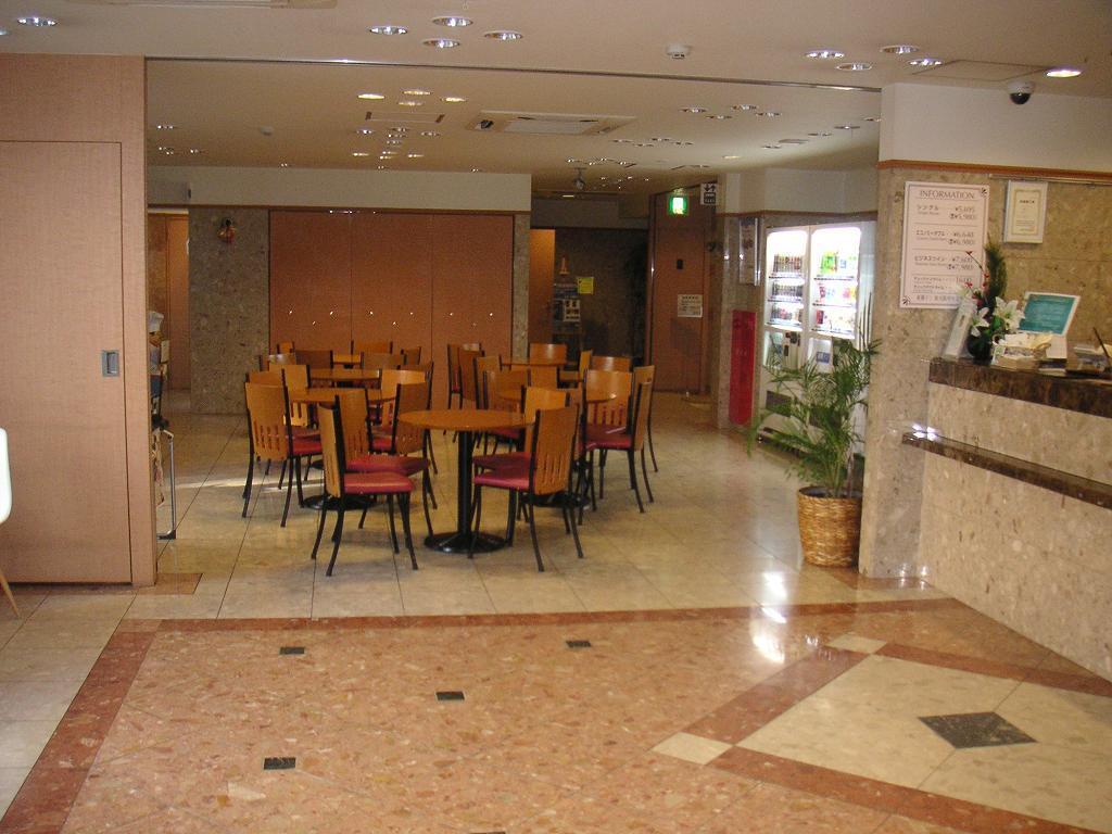 Toyoko Inn Shin-Osaka Chuo-Guchi Shinkan מראה חיצוני תמונה